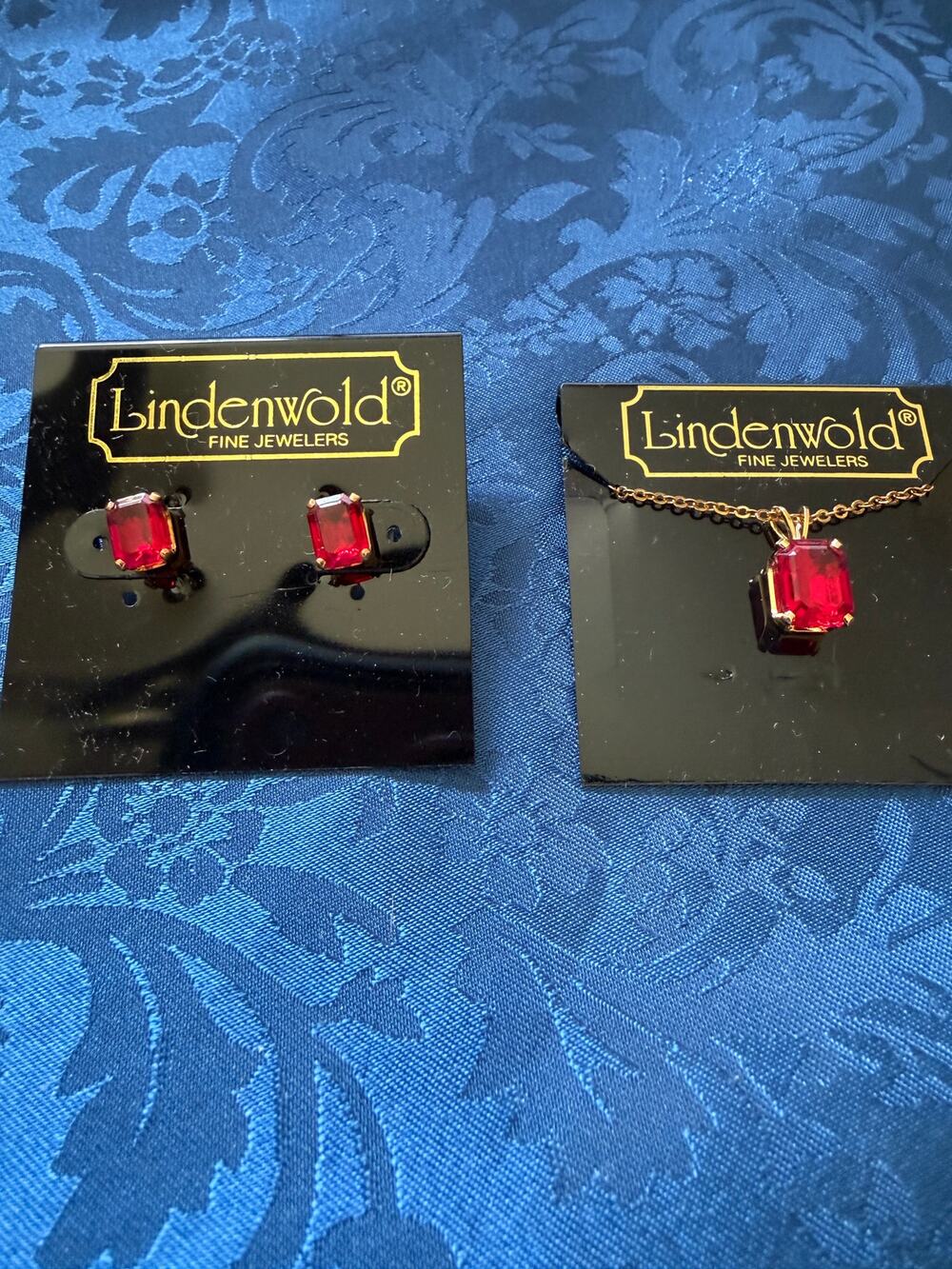 Vintage Lindenwold Fine Jewelers Ruby-Red Necklace & Earring Set MRL3
